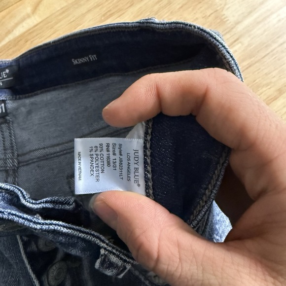 Judy Blue Skinny Fit Jeans Womens 13/31 Blue Distressed - Picture 9 of 9